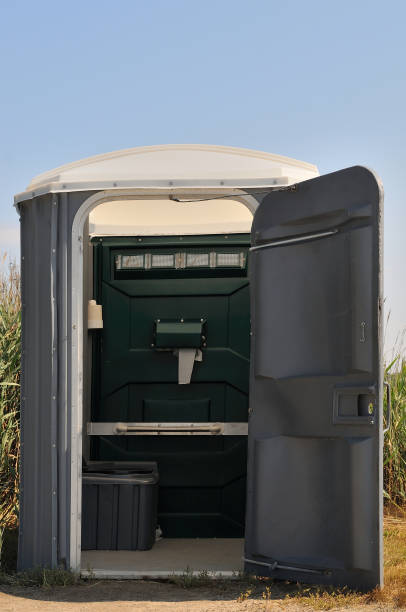 Best Porta potty rental near me  in Stratmoor, CO