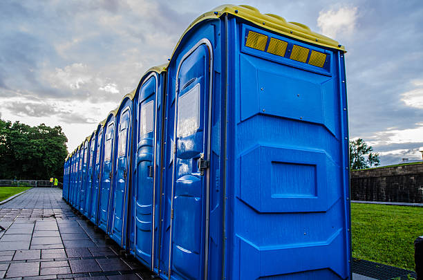 Portable Toilet Options We Offer in Stratmoor, CO